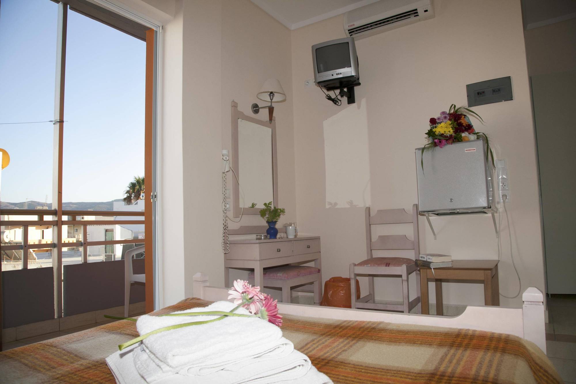 Theonia Hotel Città di Kos Esterno foto